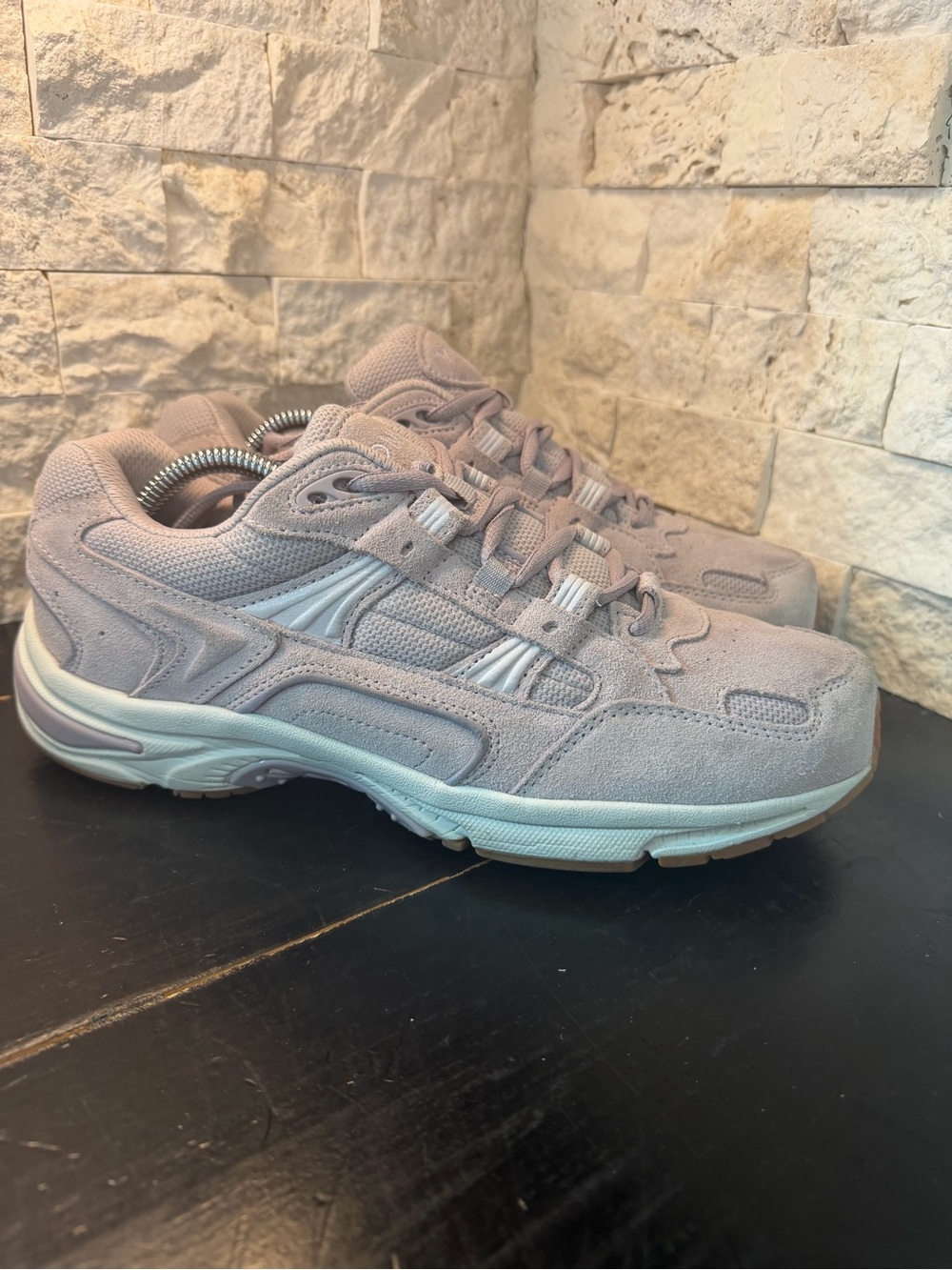 Vionic 23 Walk Women's Classic Sneakers Mist Suede Lavender Purple Shoes Sz 10